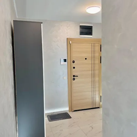 Modern 1bdr With Garage Near Metro & Park Sofía