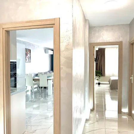 Apartament Modern 1bdr With Garage Near Metro & Park
