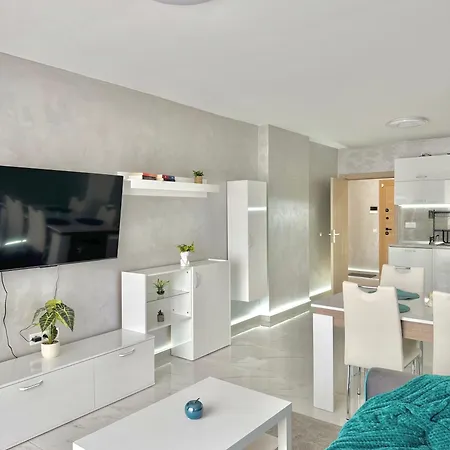 Modern 1bdr With Garage Near Metro & Park Sofia